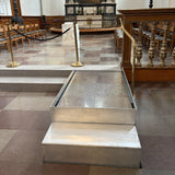Stairlift with a load capacity of 350 kg