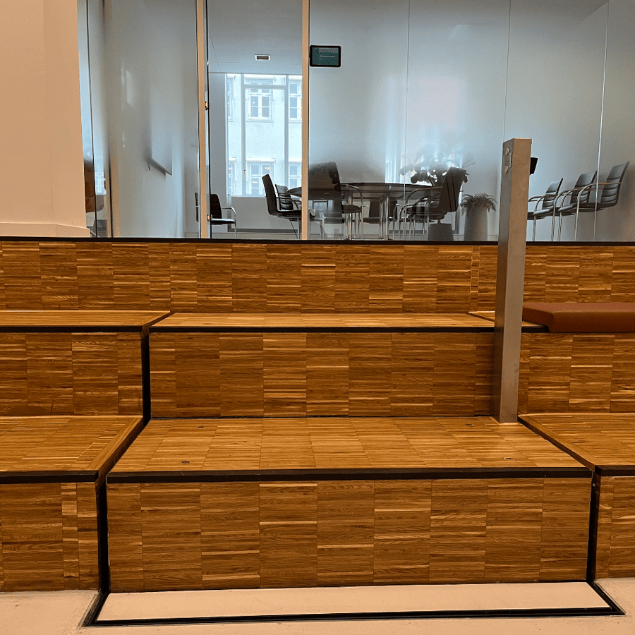 Stairlift to 400 kg – JEMA LIFT